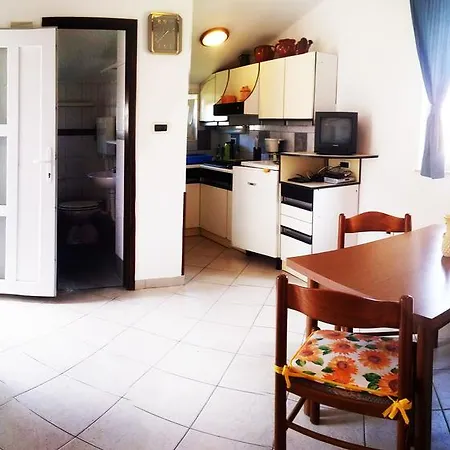 Apartman Drazen Fazana Exterior photo