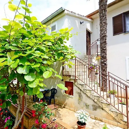Apartman Drazen Fazana Exterior photo
